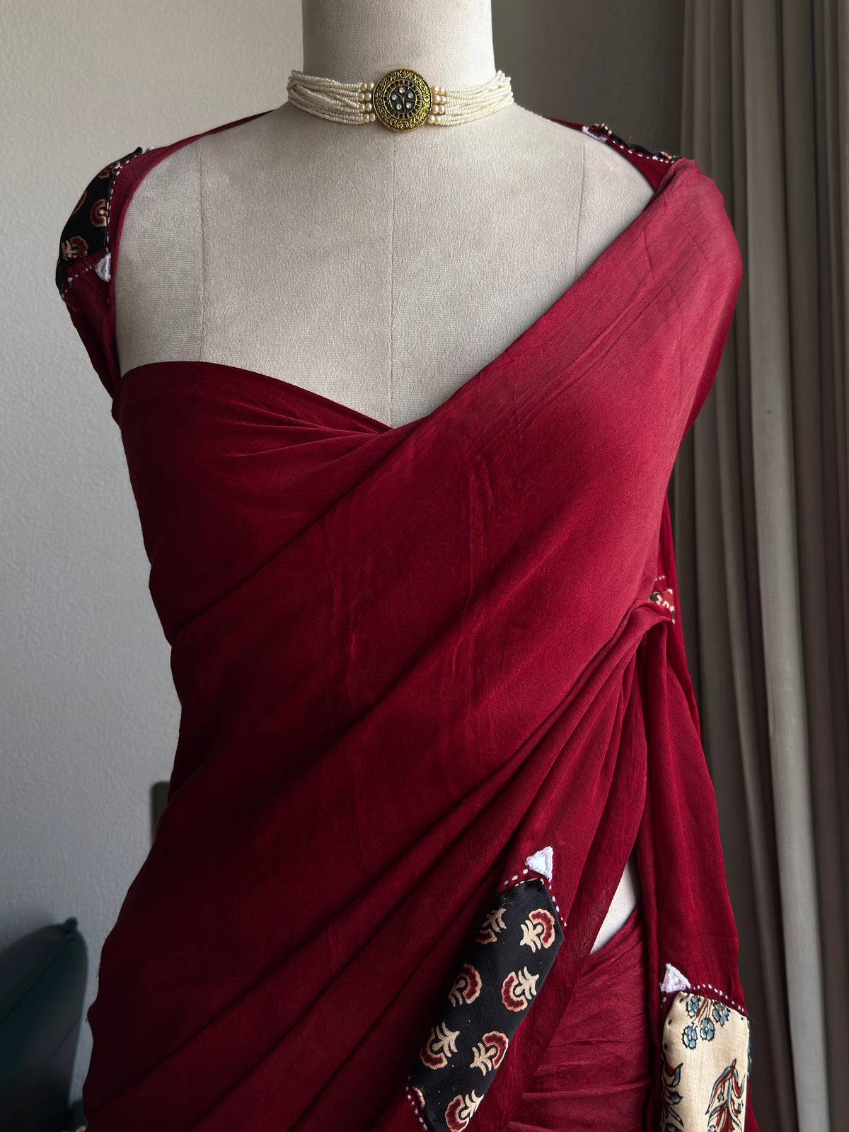 Pure Gajji Silk With Handsticth Butta