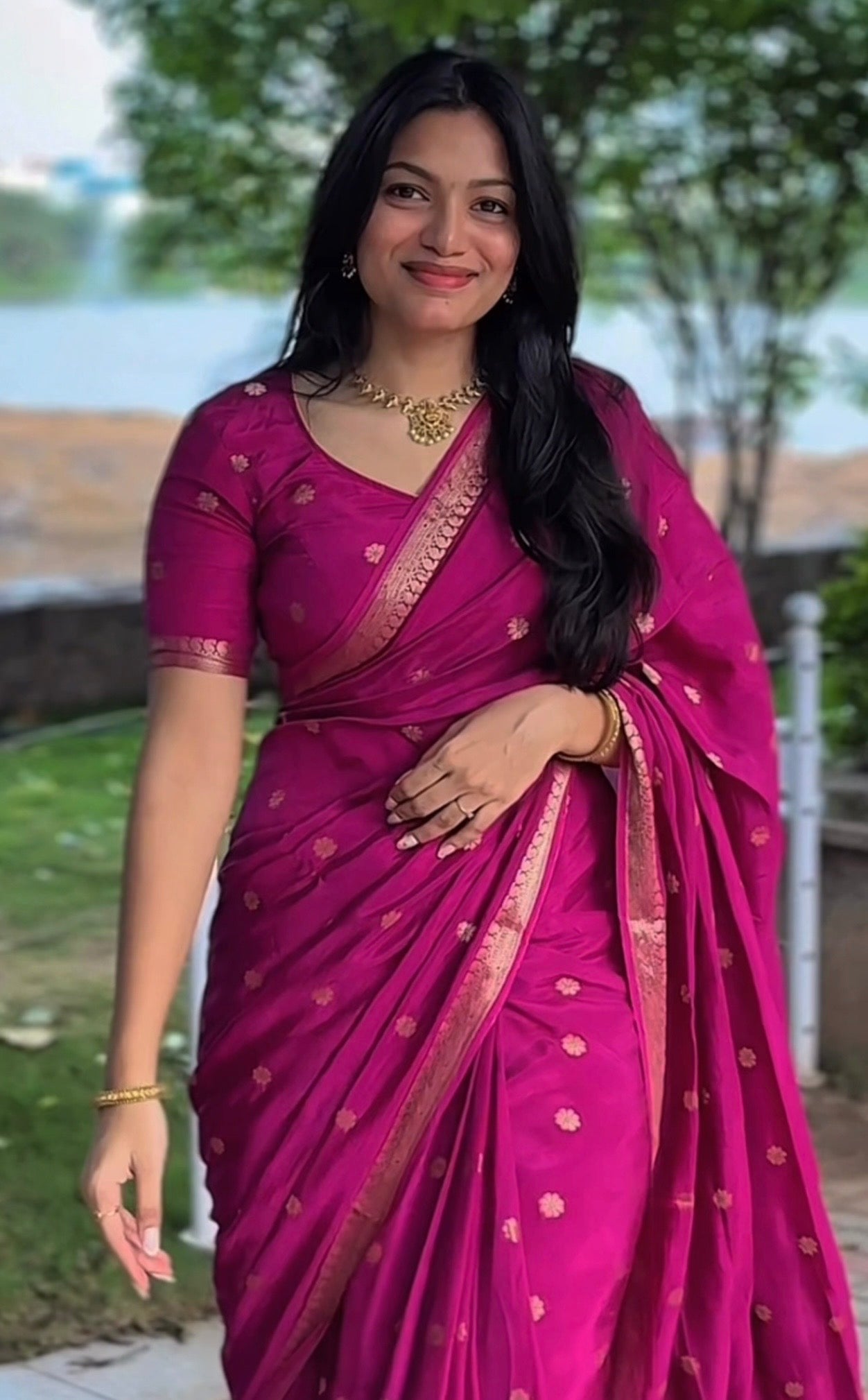 Viscose Saree with Gold Zari Border