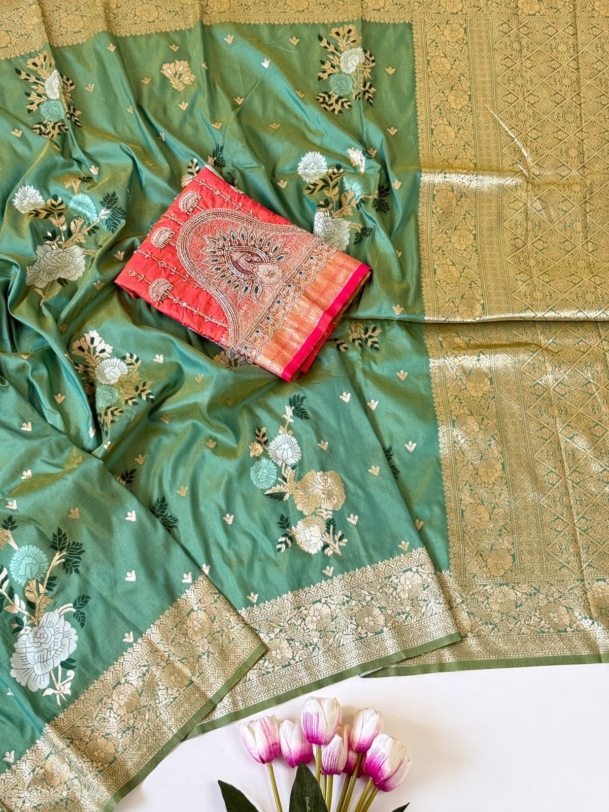 Pure Soft Silk Floral Weaving Saree