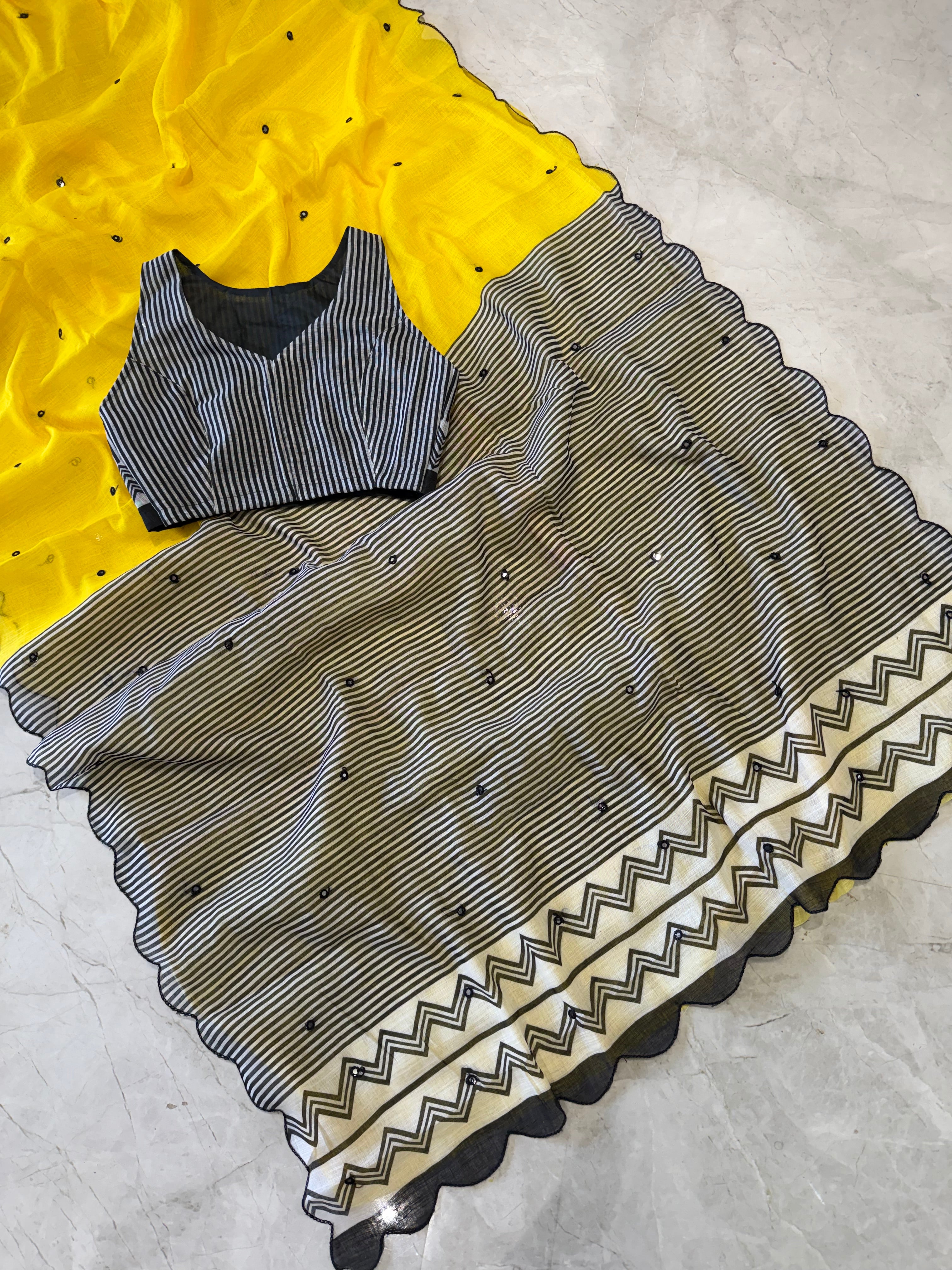 Soft Linen Saree With Digital Print