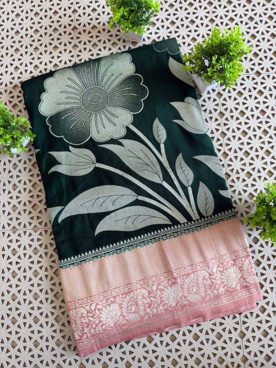 Pure crape Georgette Sarees With blouse