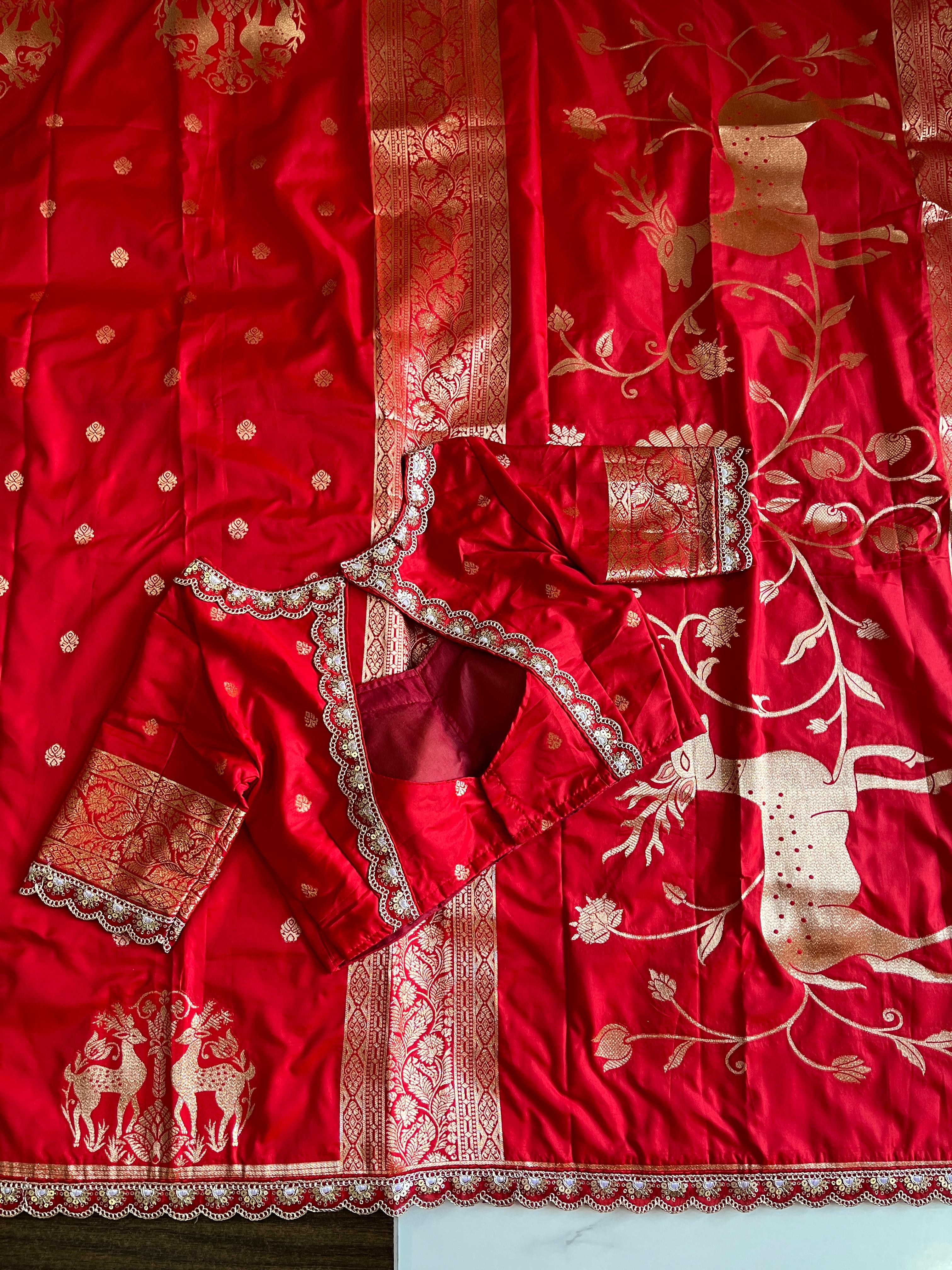 Premium Banarasi Pattu saree with elegant weaving Motifs design on all over the saree